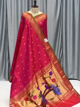 Pure Silk Big Peacock Pallu Yeola Handloom Paithani Red Pink D10